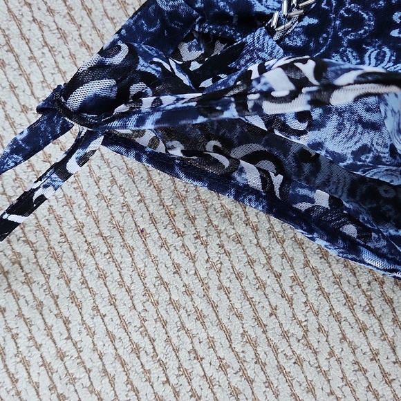 INC Medium Open Shoulder Top With 3/4 Sleeves, Like New - Picture 3 of 5